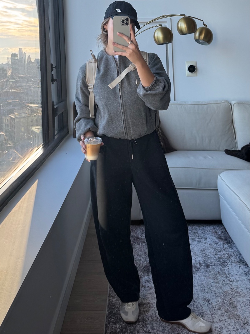 Loungewear Travel Outfit for Fall