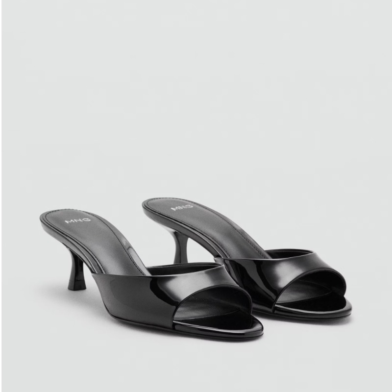 Kitten-heel sandals with strap — MANGO