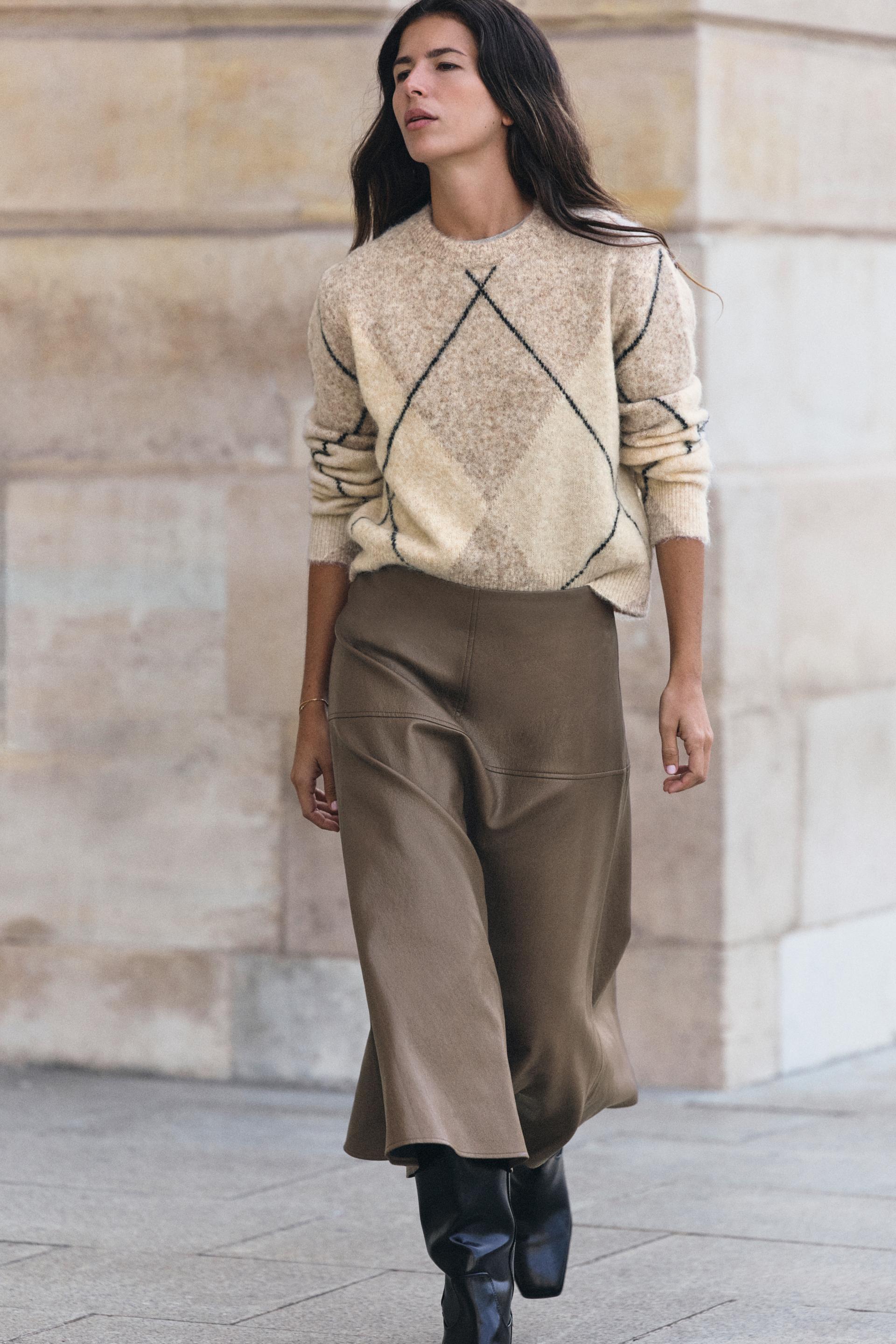 Brushed Effect Argyle Sweater — Zara