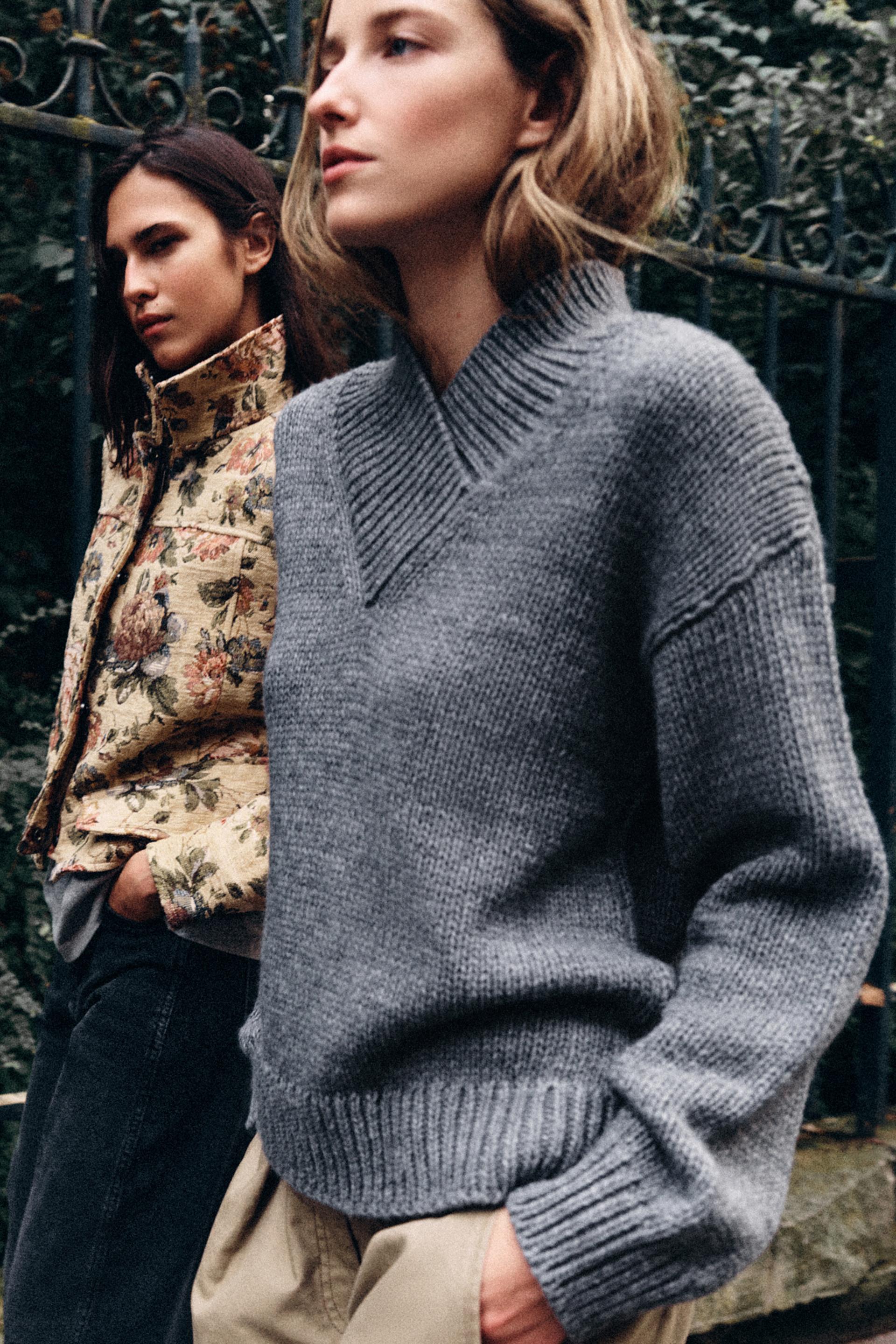V-neck Knit Sweater — Zara